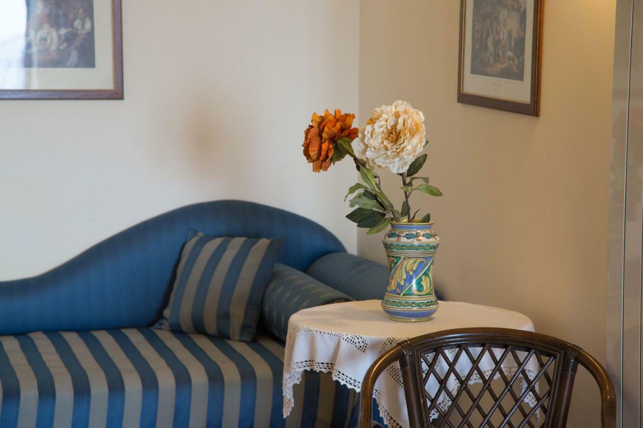 Pigna D'Oro Country Hotel Santo Stefano Quisquina 外观 照片