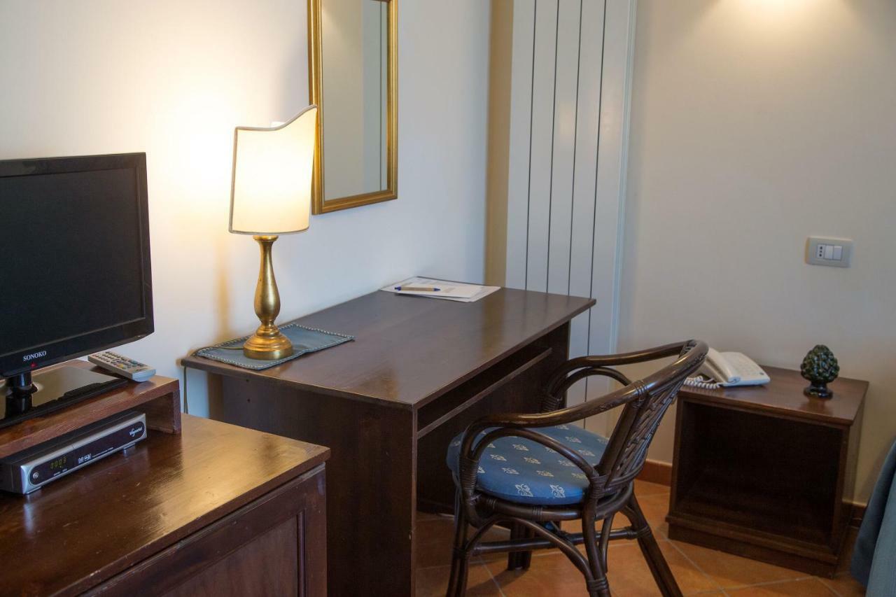 Pigna D'Oro Country Hotel Santo Stefano Quisquina 外观 照片