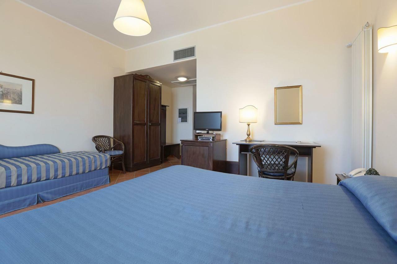 Pigna D'Oro Country Hotel Santo Stefano Quisquina 外观 照片