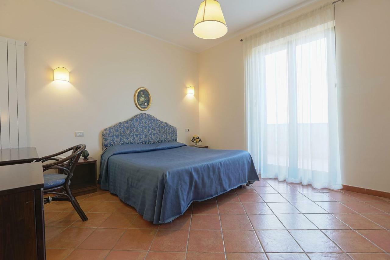Pigna D'Oro Country Hotel Santo Stefano Quisquina 外观 照片