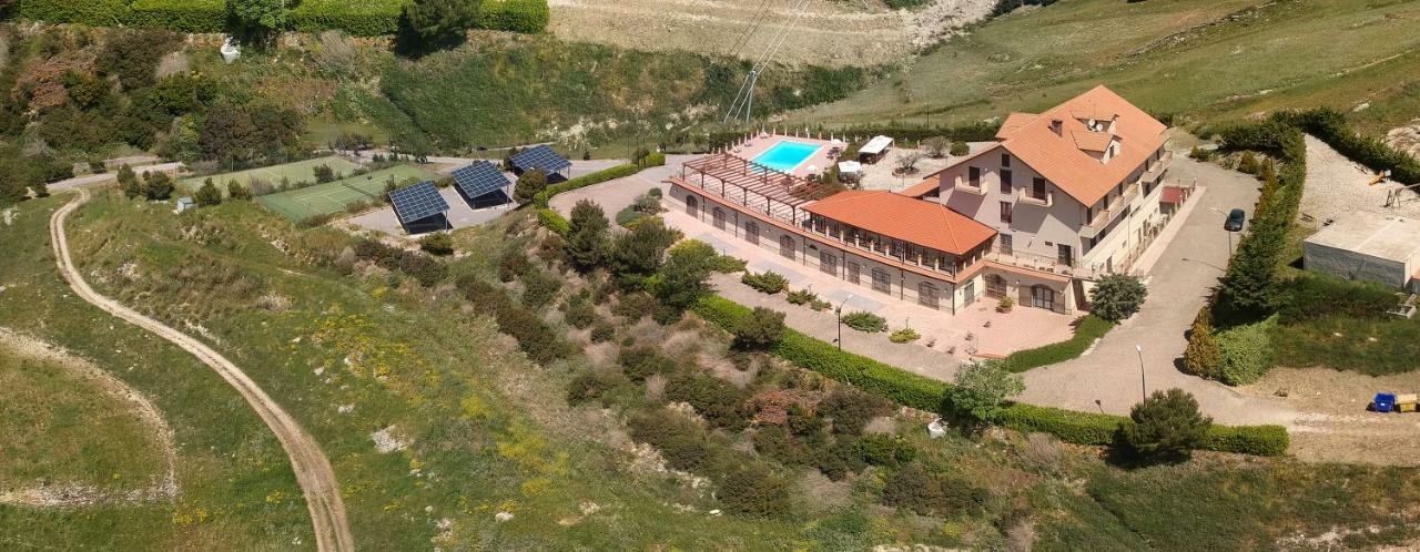 Pigna D'Oro Country Hotel Santo Stefano Quisquina 外观 照片