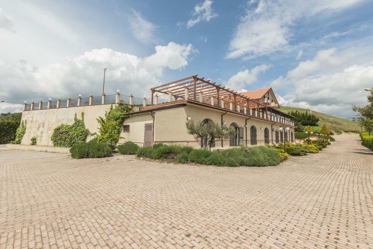 Pigna D'Oro Country Hotel Santo Stefano Quisquina 外观 照片