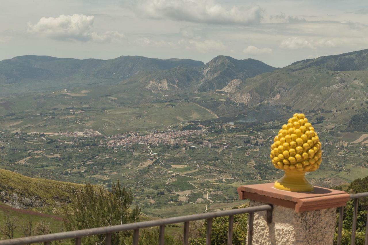 Pigna D'Oro Country Hotel Santo Stefano Quisquina 外观 照片