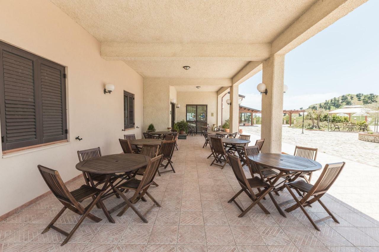 Pigna D'Oro Country Hotel Santo Stefano Quisquina 外观 照片