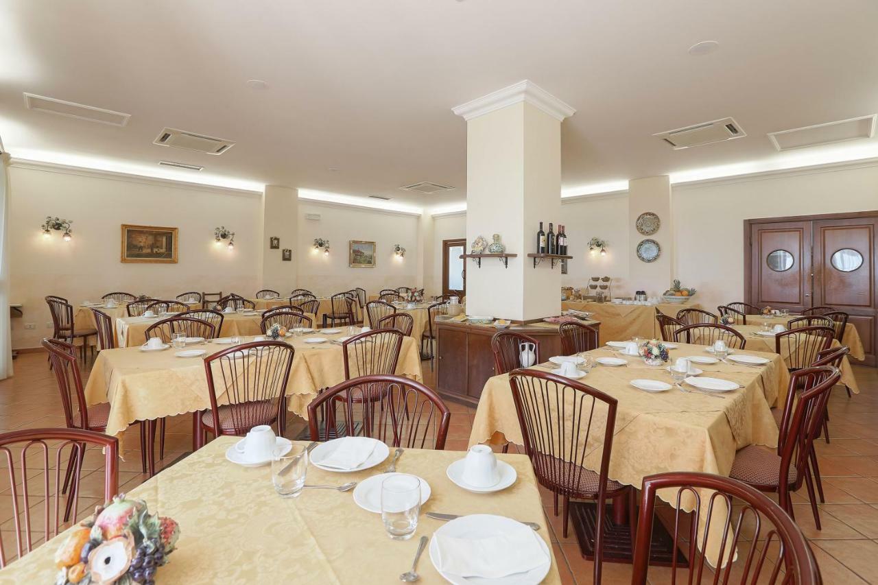 Pigna D'Oro Country Hotel Santo Stefano Quisquina 外观 照片